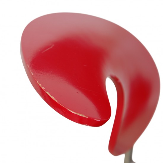 Arne Jacobsen rød 3208 Lilje stol 2007