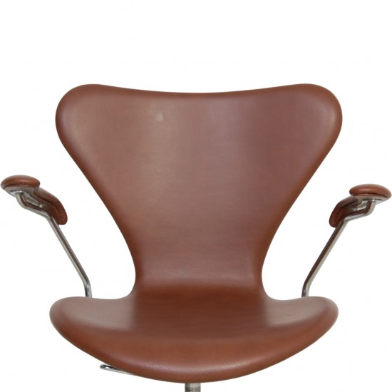 Arne Jacobsen 3217 kontorstol nybetrukket i mokka classic læder 1990'erne