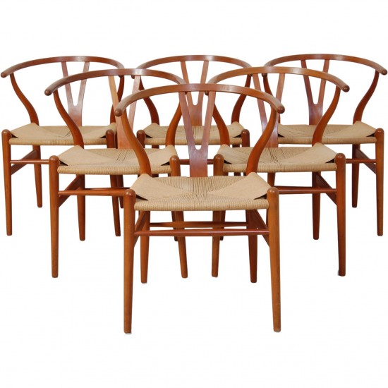 Sæt af 6 Hans Wegner Y-stole i kirsebærtræ 2000'erne