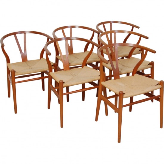 Sæt af 6 Hans Wegner Y-stole i kirsebærtræ 2000'erne