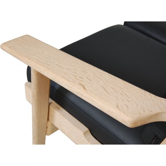 Hans Wegner 3-personers GE290 sofa i sort læder og sæbebehandlet eg