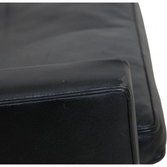 Poul Kjærholm PK31 2.personers sofa i sort Aura læder 1985