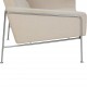 Arne Jacobsen 3301 lufthavnsstol i lyst stof