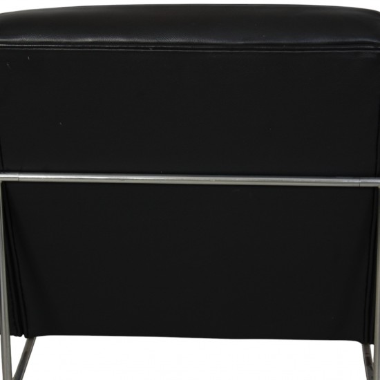 Arne Jacobsen 3304 4.personers lufthavnssofa i sort læder