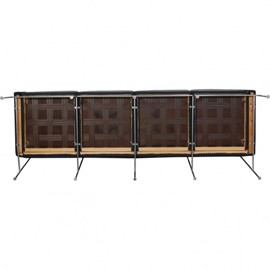 Arne Jacobsen 3304 4.personers lufthavnssofa i sort læder