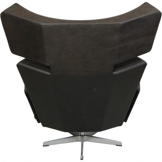 Arne Jacobsen Oksen med skammel i sort grace læder