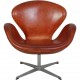 Arne Jacobsen Svane stol i patineret cognac læder