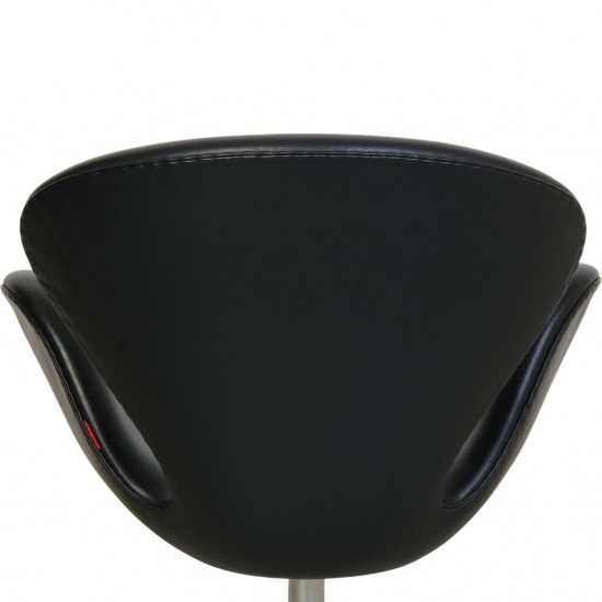 Arne Jacobsen Høj Svane stol i sort Essential læder