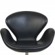 Arne Jacobsen Høj Svane stol i sort Essential læder