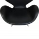 Arne Jacobsen Høj Svane stol i sort Essential læder