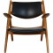 Hans Wegner CH28 Savbukkestol i eg og sort læder