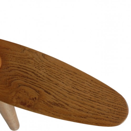 Hans Wegner CH28 Savbukkestol i eg og sort læder