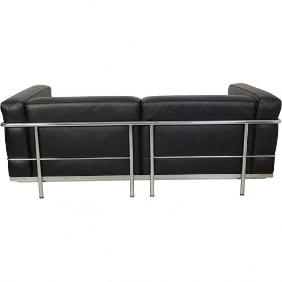 Le Corbusier LC3 2.personers sofa i sort læder