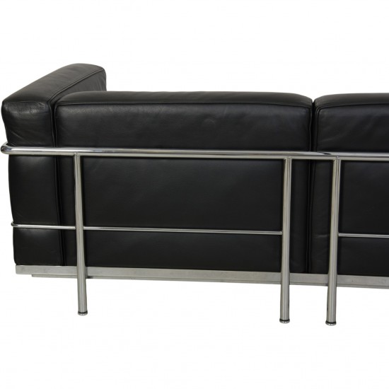 Le Corbusier LC3 2.personers sofa i sort læder