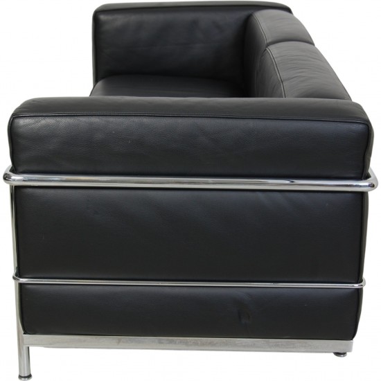 Le Corbusier LC3 2.personers sofa i sort læder