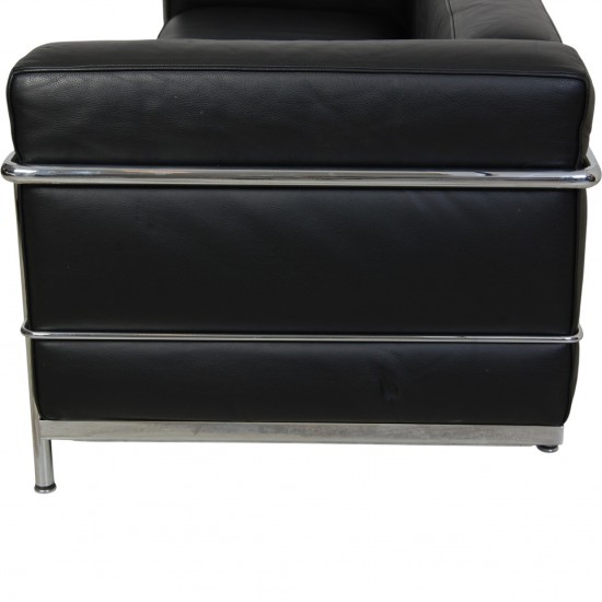 Le Corbusier LC3 2.personers sofa i sort læder