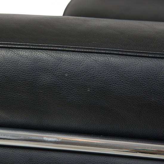 Le Corbusier LC3 2.personers sofa i sort læder