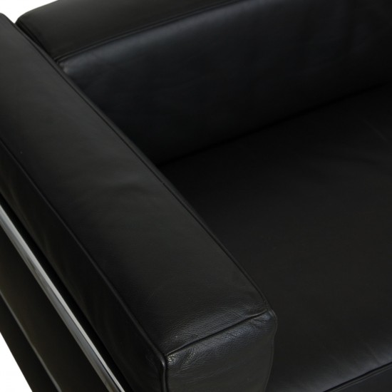 Le Corbusier LC3 2.personers sofa i sort læder