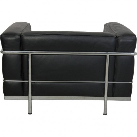 Le Corbusier LC3 lænestol i sort læder