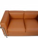 Le Corbusier LC2 2.personers sofa i cognac læder