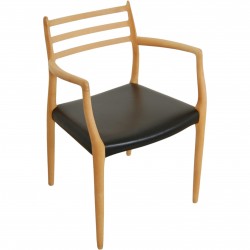 NO Møller NO62 armchair in beech and black leather
