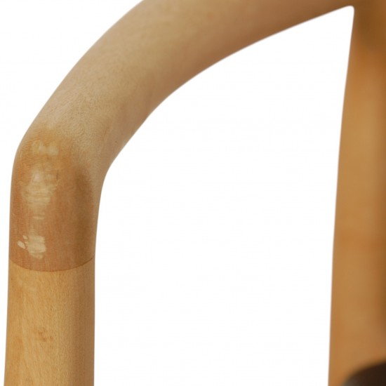 NO Møller NO62 armchair in beech and black leather