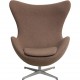 Arne Jacobsen Ægget stol i brun uld