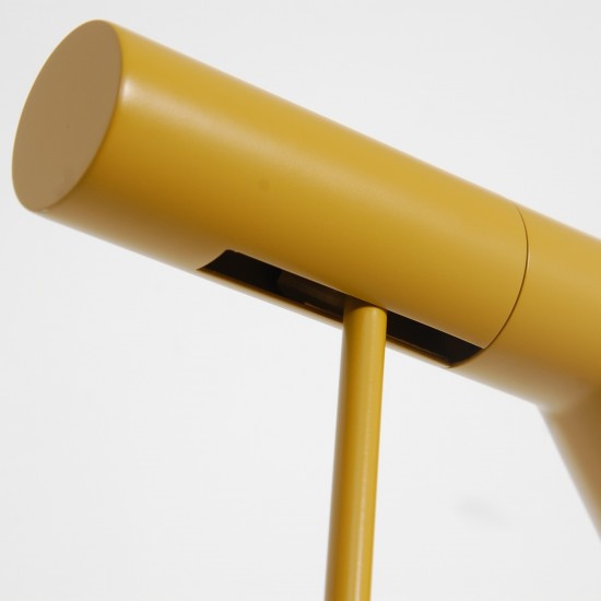Arne Jacobsen gul Gulvlampe