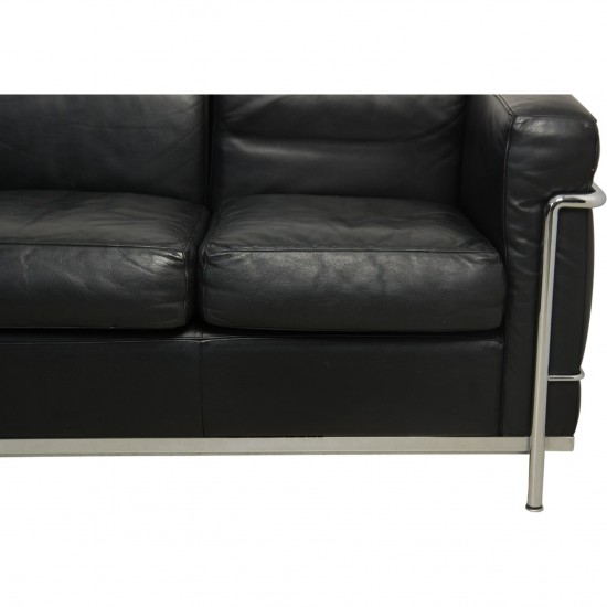 Le Corbusier 3-personers LC2 sofa i sort læder