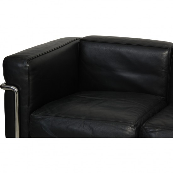 Le Corbusier 3-personers LC2 sofa i sort læder