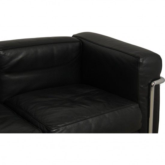 Le Corbusier 3-personers LC2 sofa i sort læder