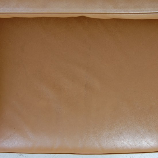 Le Corbusier 2-personers LC3 sofa i karamel farvet læder