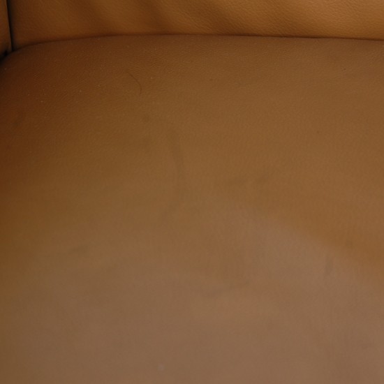 Le Corbusier 2-personers LC3 sofa i karamel farvet læder