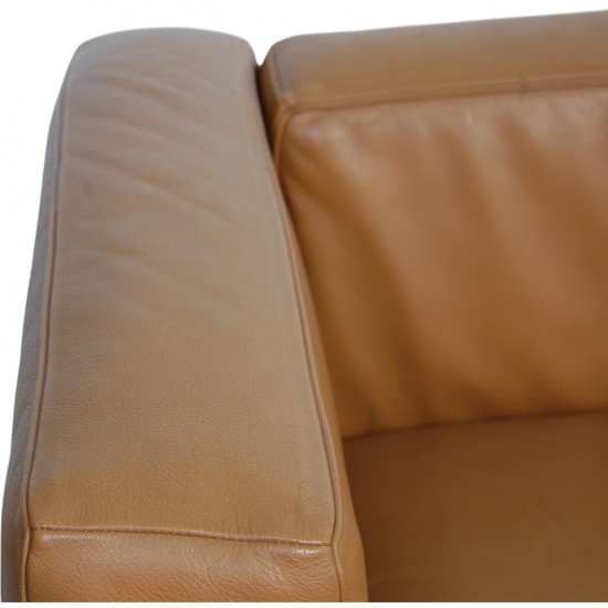 Le Corbusier 2-personers LC3 sofa i karamel farvet læder