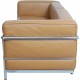 Le Corbusier 2-personers LC3 sofa i karamel farvet læder