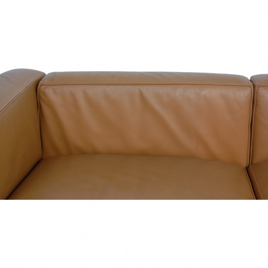 Le Corbusier 2-personers LC3 sofa i karamel farvet læder