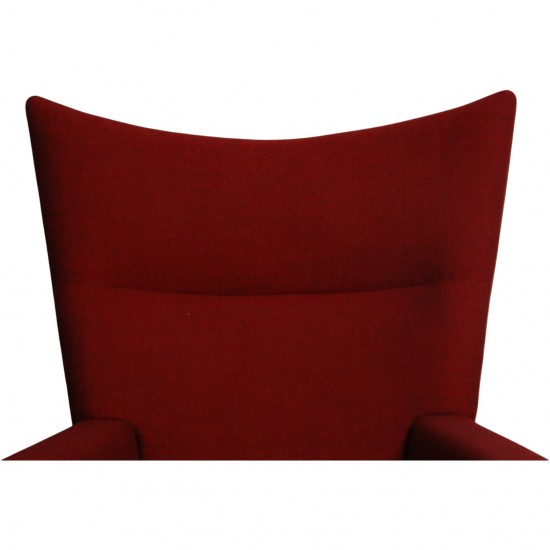 Hans Wegner Wingchair med skammel i rødt stof