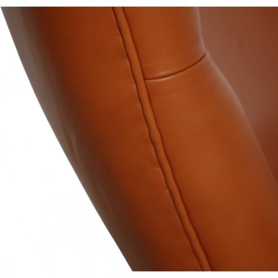 Hans Wegner CH445 Wingchair nybetrukket med cognac classic læder