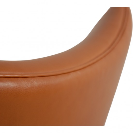 Hans Wegner CH445 Wingchair nybetrukket med cognac classic læder