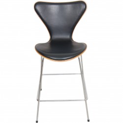 Arne Jacobsen 3187 Barstool in cherry wood and black leather