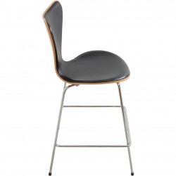 Arne Jacobsen 3187 Barstool in cherry wood and black leather