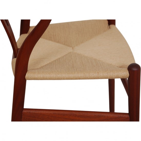 Hans Wegner CH24 Y-stol i mahogni