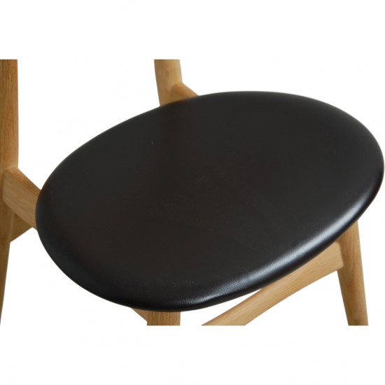 Sæt med 6 Hans Wegner CH33p stole i eg