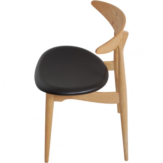 Sæt med 6 Hans Wegner CH33p stole i eg
