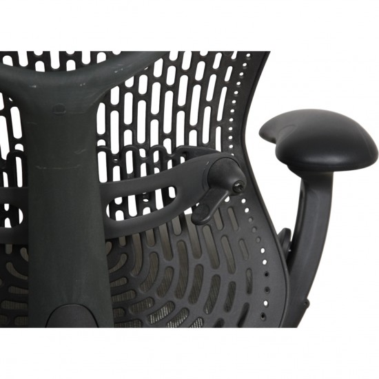 Herman Miller Mirra stol