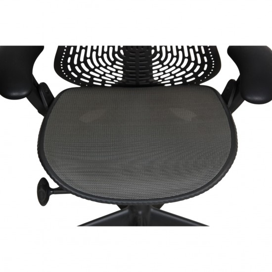 Herman Miller Mirra stol