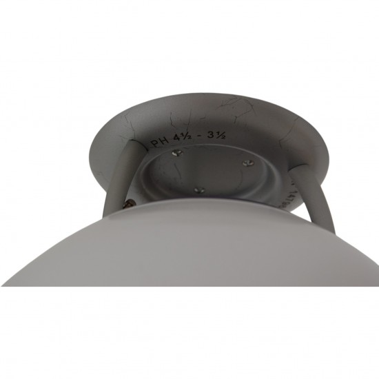 Poul Henningsen PH4½ 3½ table lamp