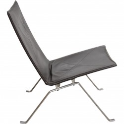 Poul Kjærholm PK-22 chair in dark brown leather
