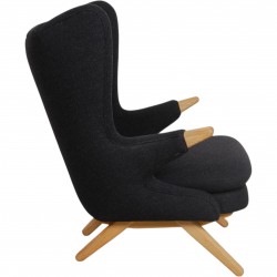 Svend Skipper Bamse stol i mørkegråt Hallingdal stof