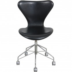 Arne Jacobsen 3117 office chair in black leather 1990s